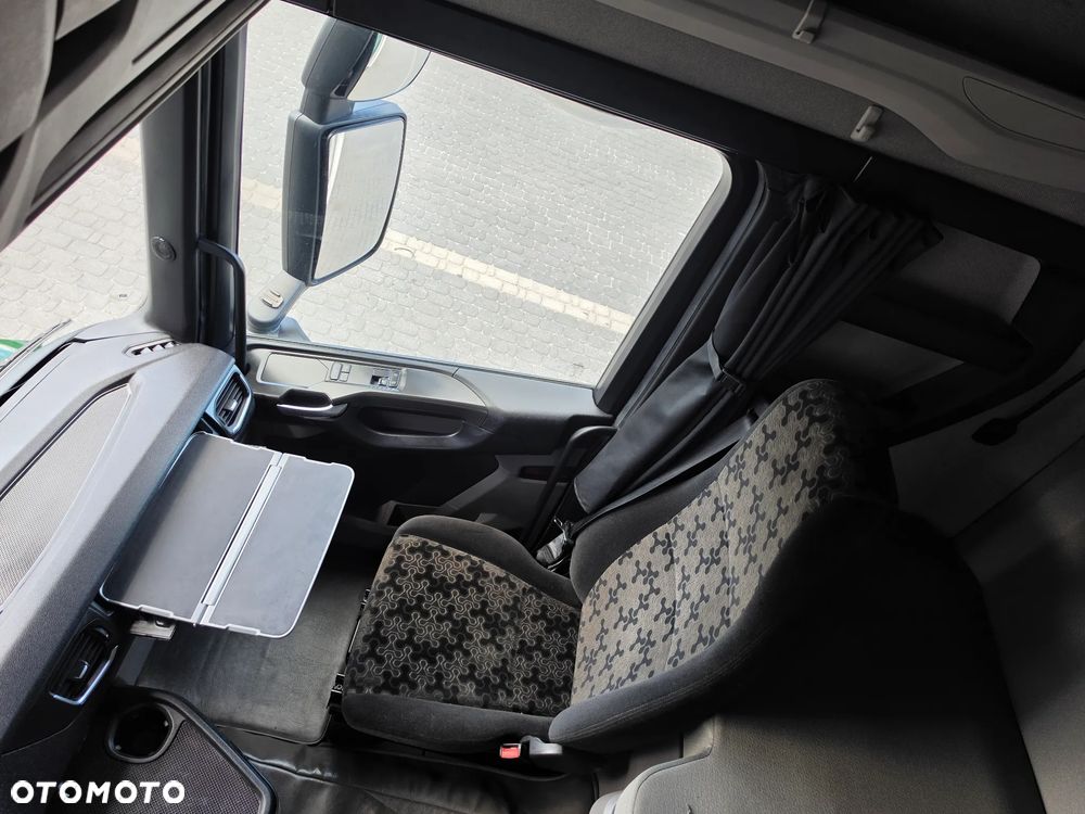 Scania R450/ Chłodnia / 6x2 / Pierwszy właściciel / Import Niemcy / Zadbana / Gotowa do pracy bez wkładu / Euro 6/ Kontener Kwiatowy / - 32