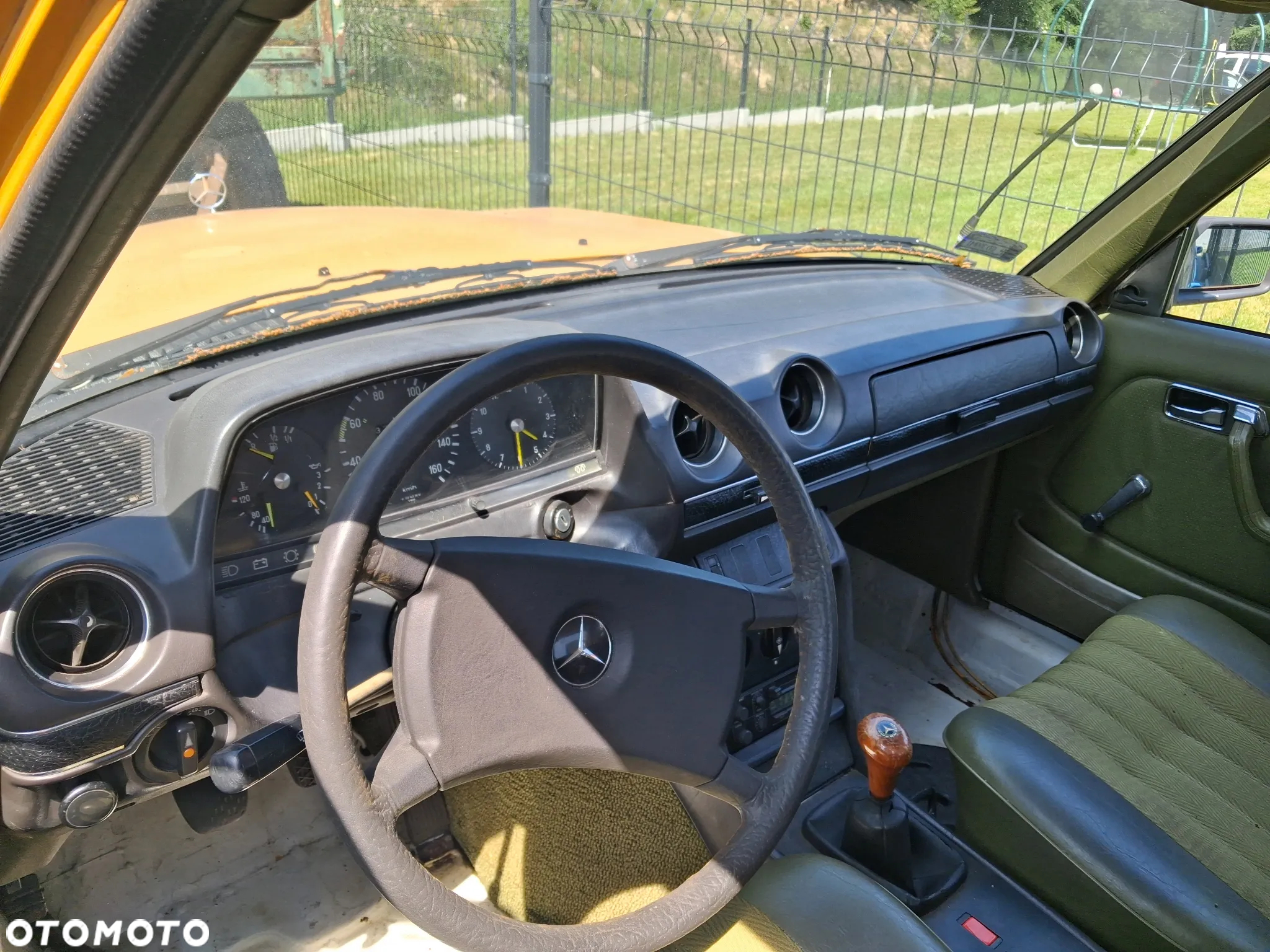Mercedes-Benz W123 - 7