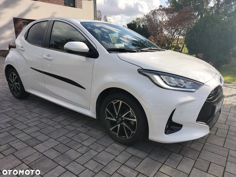 Toyota Yaris Hybrid 1.5 Executive - 4