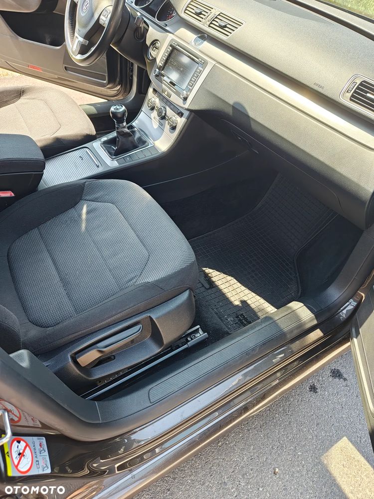 Volkswagen Passat 1.8 TSI Comfortline - 8