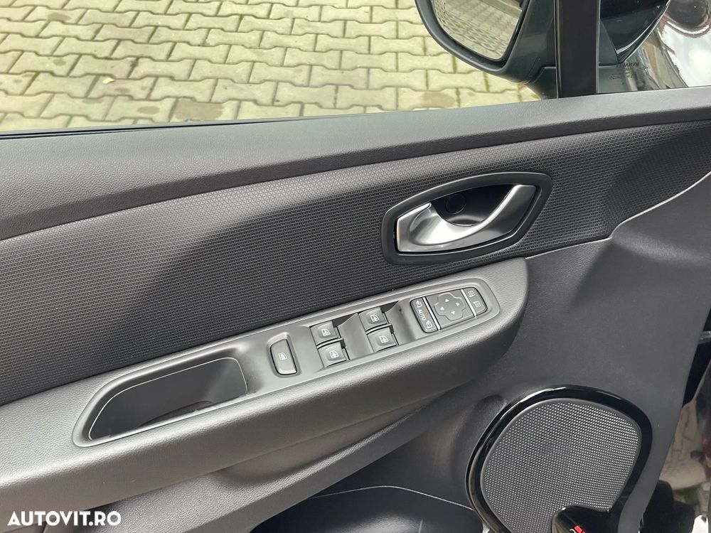 Renault Clio ENERGY TCe 90 Start & Stop Intens - 17