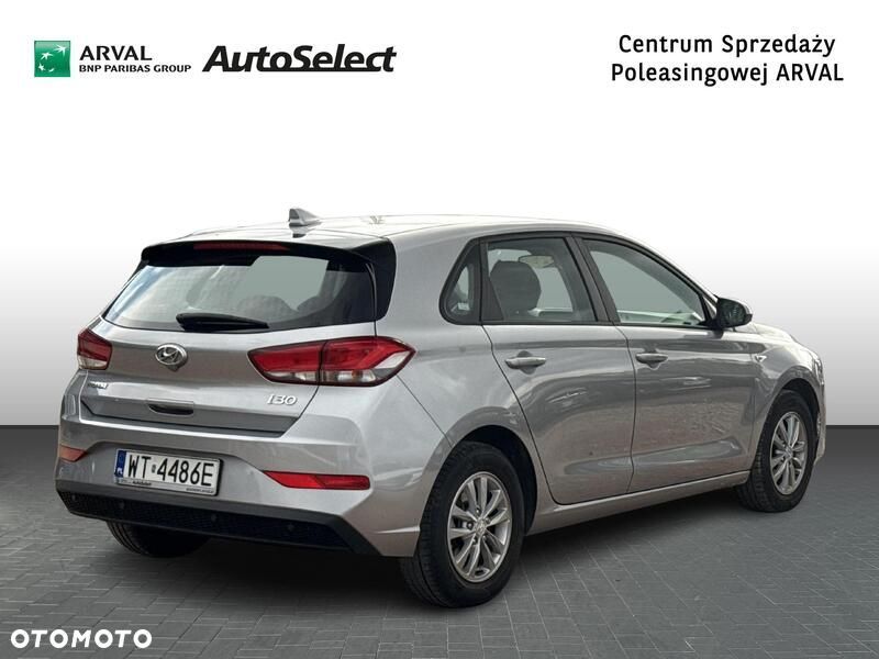 Hyundai i30 1.5 DPI Classic + - 6