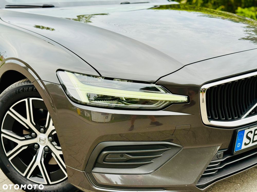 Volvo V60 B3 B Geartronic Momentum Pro - 19