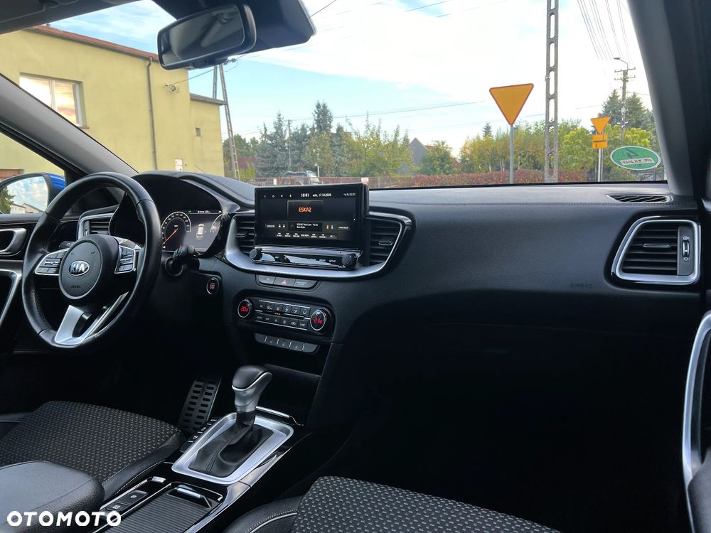 Kia XCeed 1.5 T-GDI OPF DCT7 JBL Sound Edition - 24