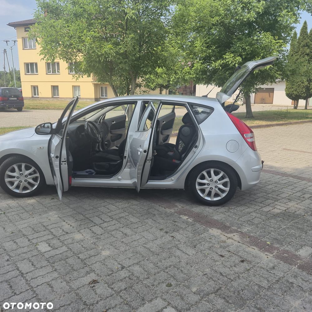 Hyundai i30 1.6 CRDi Comfort - 5