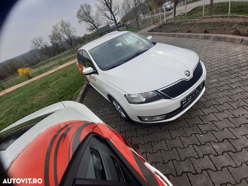 Skoda RAPID 1.6 TDI Style - 2