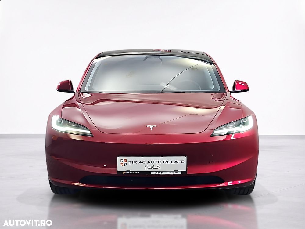 Tesla Model 3 Long Range - 9