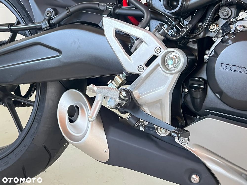 Honda CB - 29