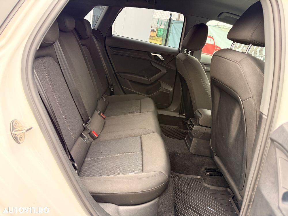 Audi A3 35 TDI ack S tronic design - 8