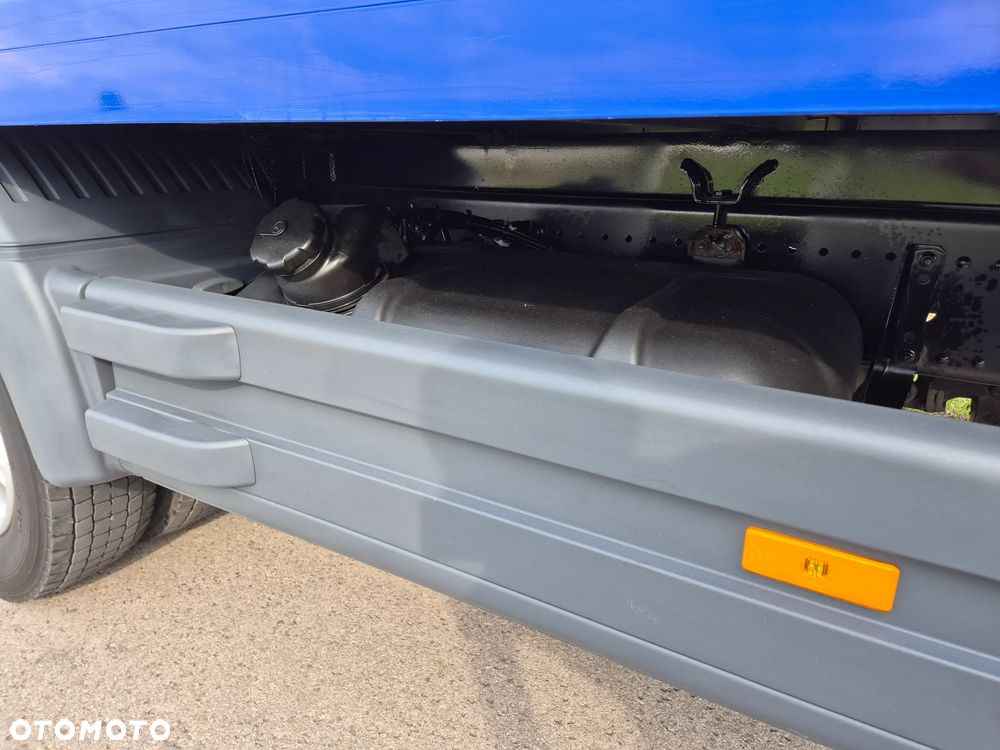 Mercedes-Benz Atego 1224 z Niemiec 9m kontener izoterma podział manual 1222 okazja - 20