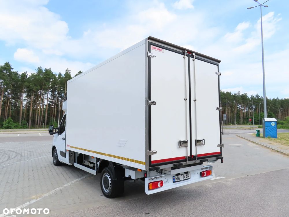 Renault Master 2.3 dCi 163 Km WZMACNIANY Chłodnia -20*C + 30*C Z Izoterma 4.20 Cm 8 Euro Palet Zasilanie V230 Funkcja Grzania Kabina Sypialniana WEBASTO Stan Jak NOWY - 5