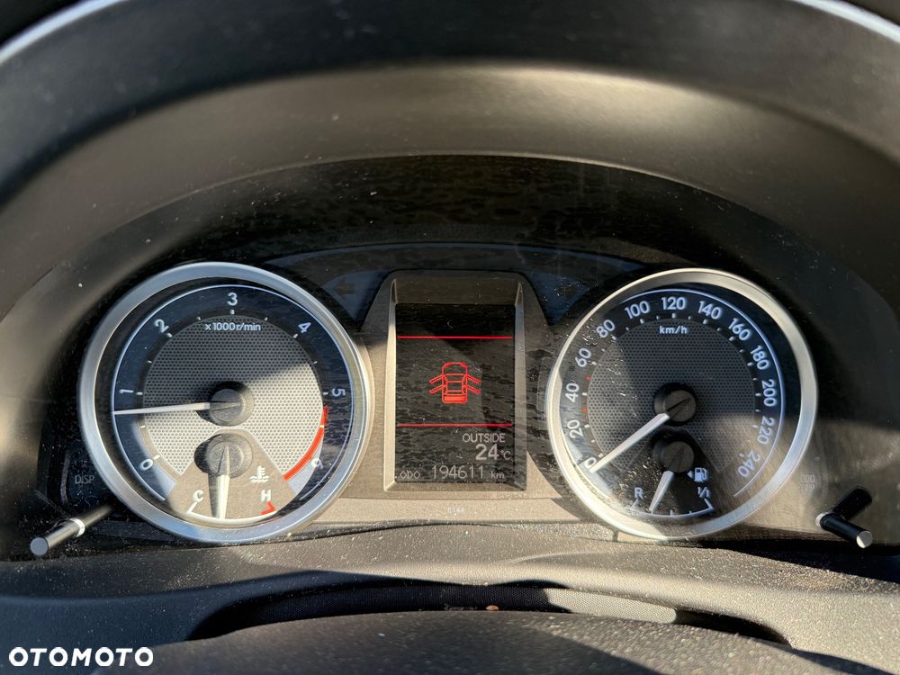 Toyota Auris 2.0 D-4D Edition - 16