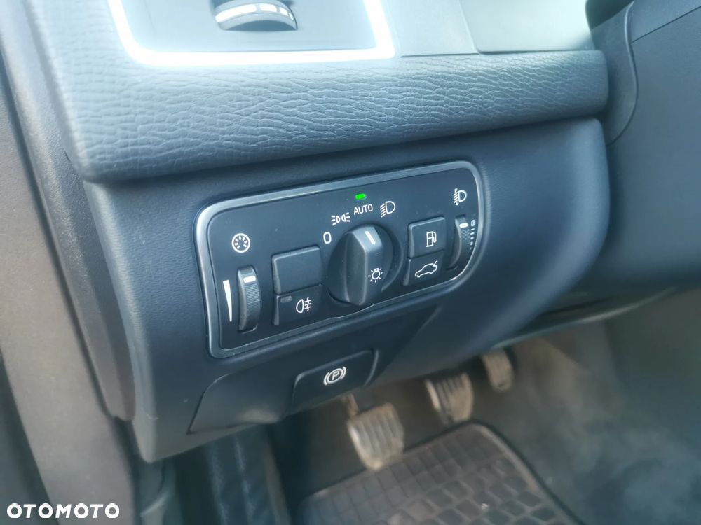 Volvo XC 60 D4 Summum - 16