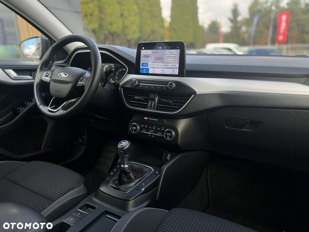 Ford Focus 1.0 EcoBoost Trend - 19