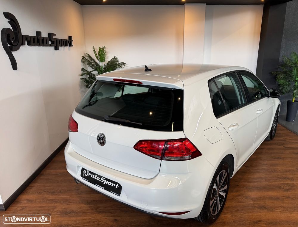 VW Golf 1.6 TDi BlueMotion Trendline - 48