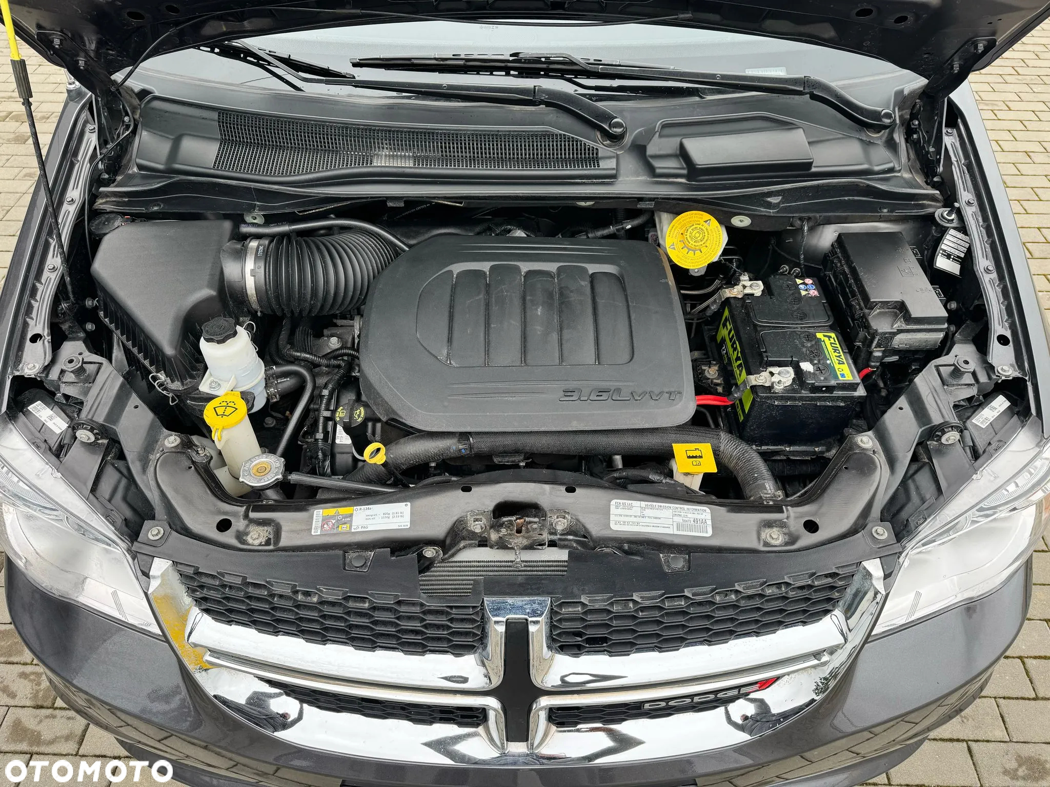 Dodge Grand Caravan - 19