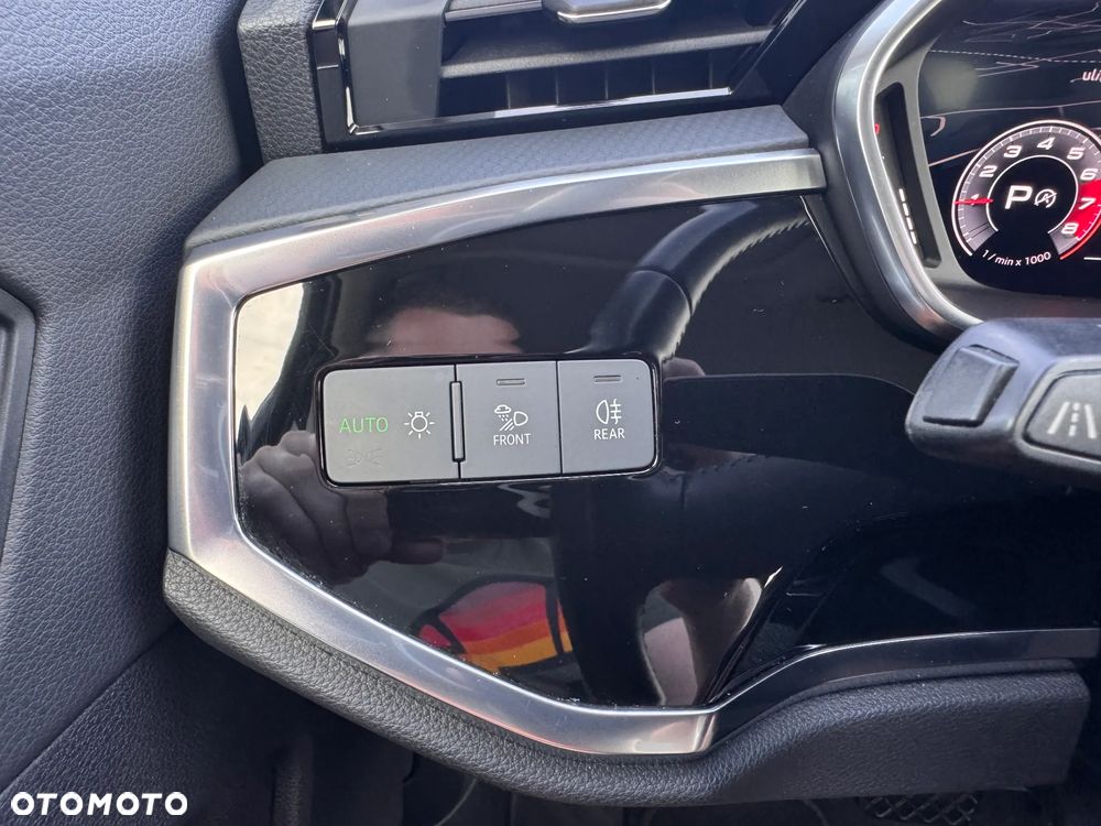 Audi Q3 - 23