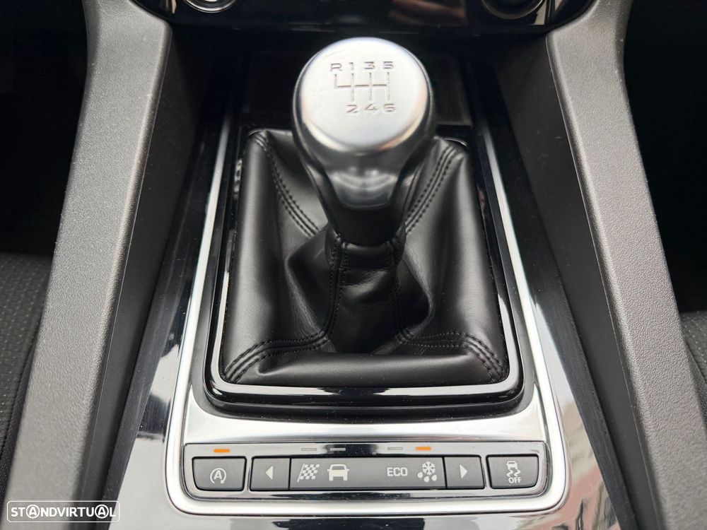 Jaguar F-Pace 20d Pure - 14