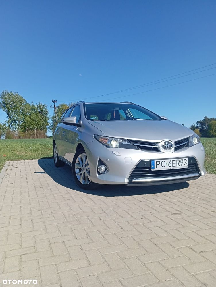 Toyota Auris 1.6 Prestige - 3