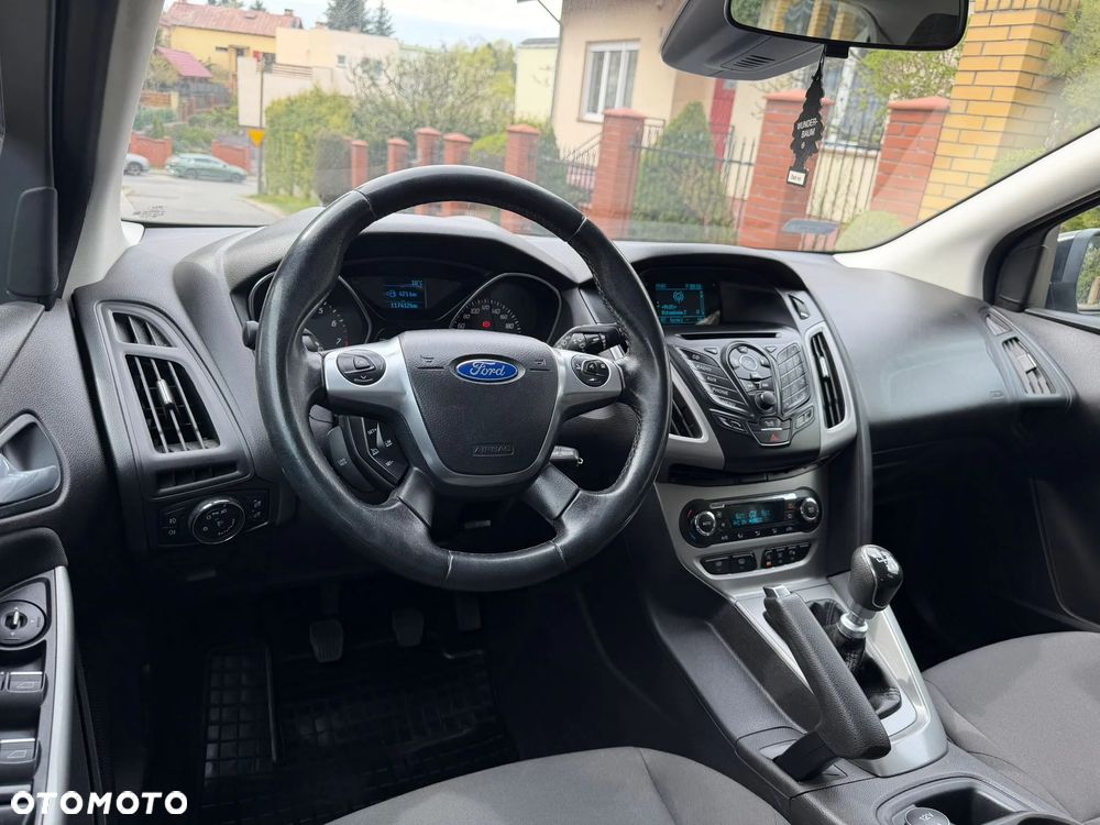 Ford Focus - 13