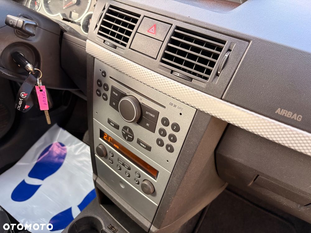 Opel Meriva 1.6 16V Cosmo - 25