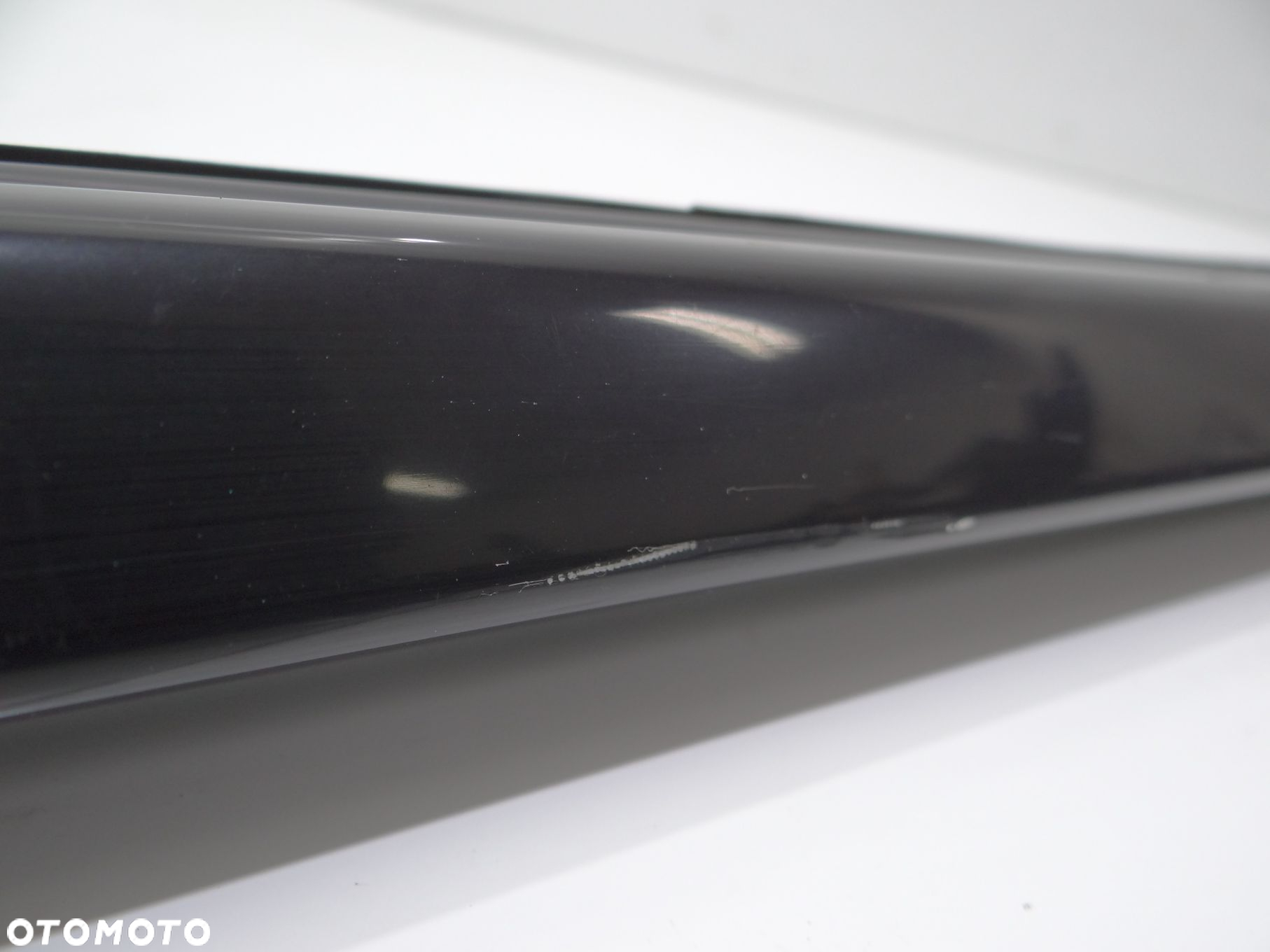 RELINGI DACHOWE PRAWY LEWY KOMPLET BMW F11 7210094 - 7