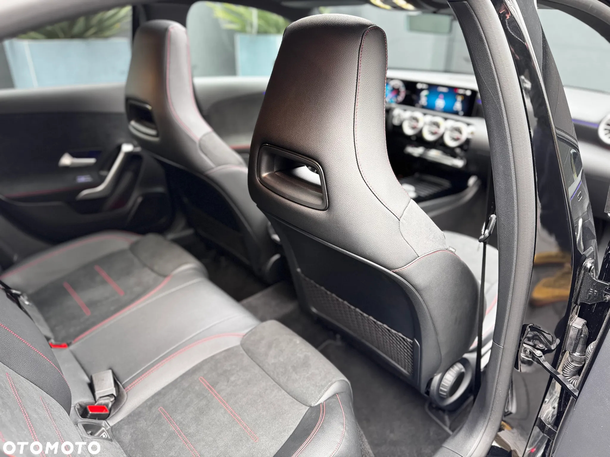 Mercedes-Benz Klasa A 250 7G-DCT Advanced AMG Line - 13