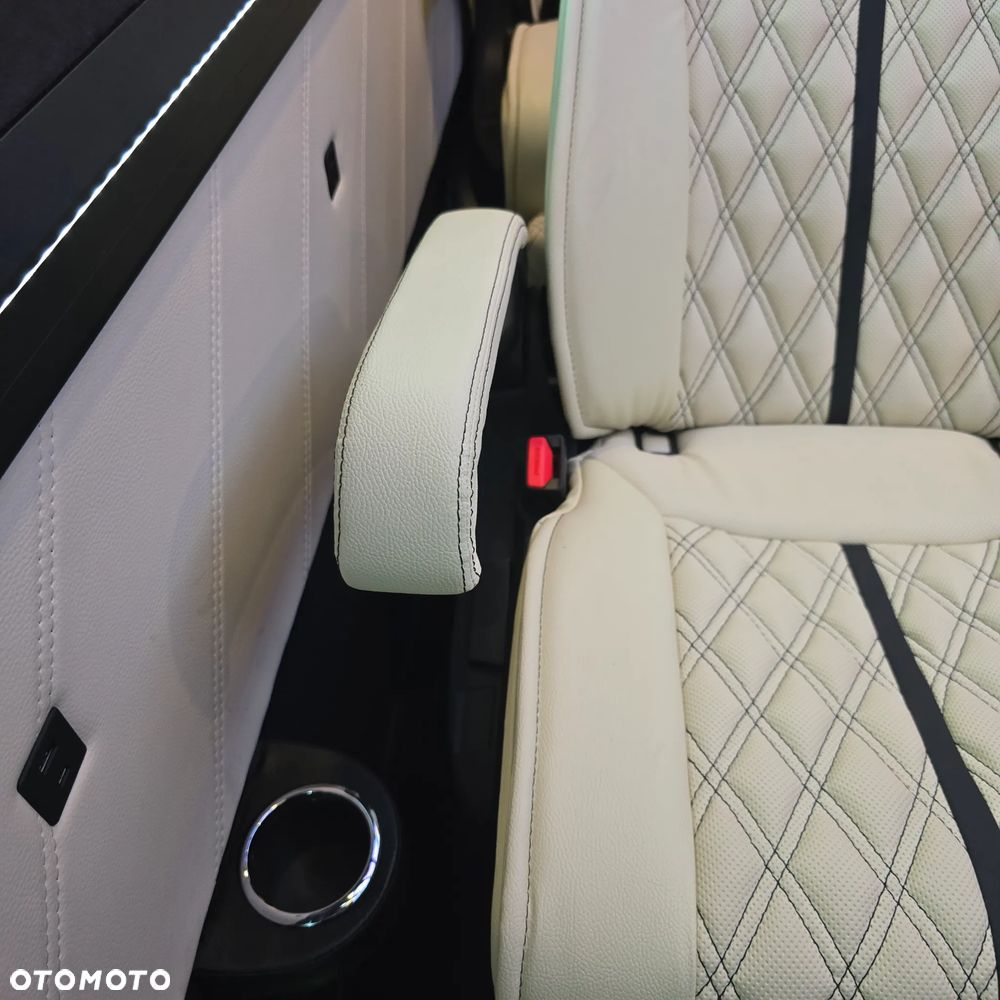 Mercedes-Benz Sprinter 319 CDI 907.235 - 14