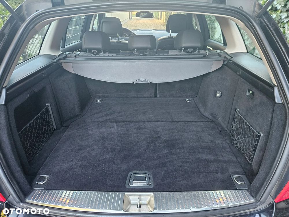 Mercedes-Benz Klasa C 220 CDI DPF Automatik BlueEFFICIENCY Avantgarde - 23