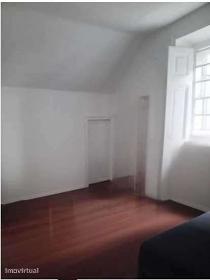 Aluga se Sala no Estoril - para consultorio/ escritorio/ Esteticista - Grande imagem: 5/7