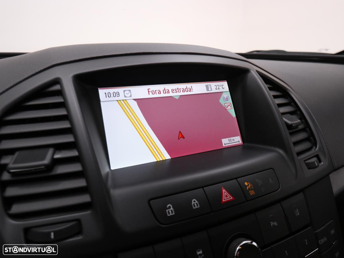 Opel Insignia Sports Tourer - 21