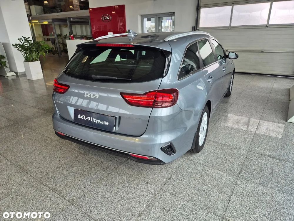 Kia Ceed 1.5 T-GDI M DCT - 11