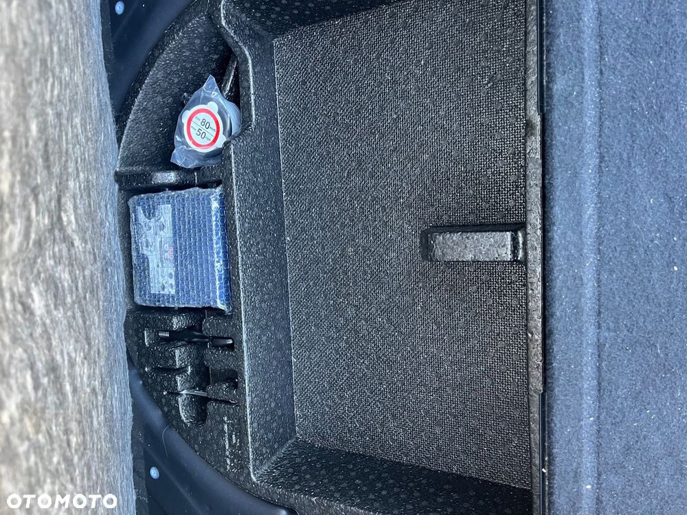 Hyundai i30 i30cw 1.6 CRDi Trend - 28