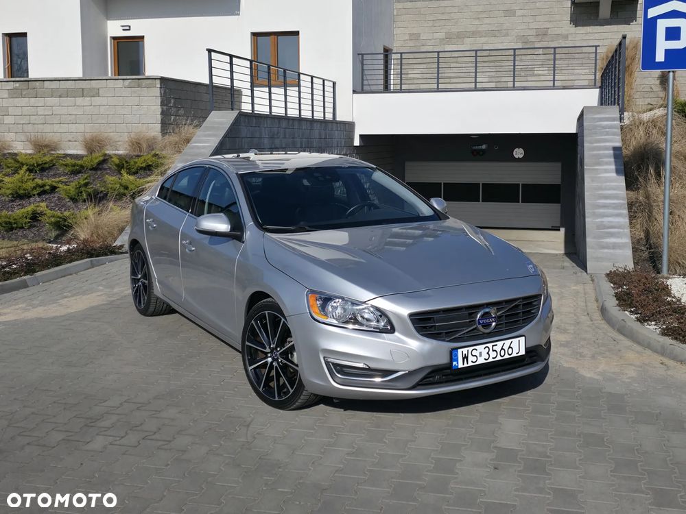 Volvo S60 - 2