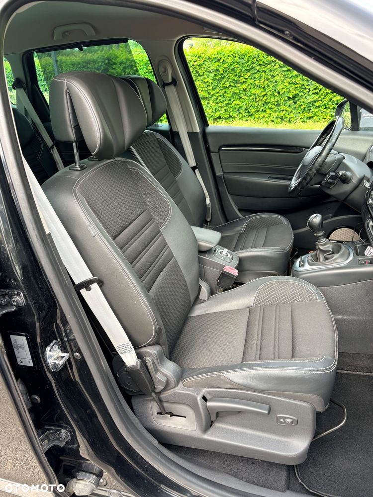 Renault Scenic Energy dCi 130 Euro 6 S&S Bose Edition - 11