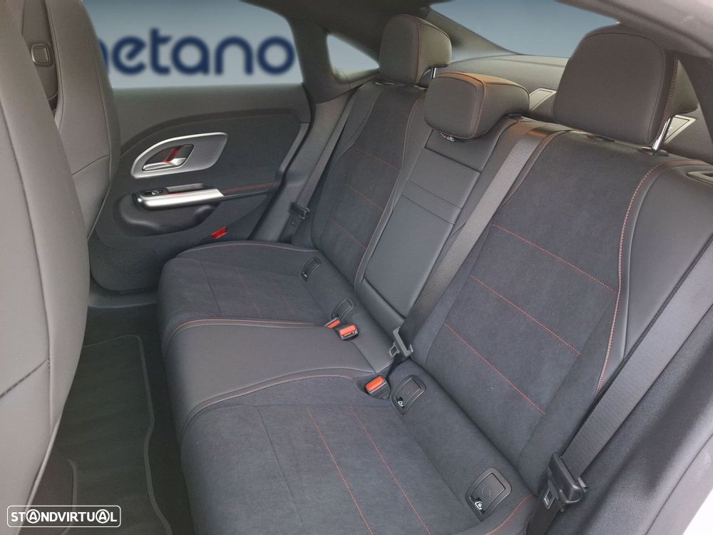 Mercedes-Benz CLA 250+ EQ - 14