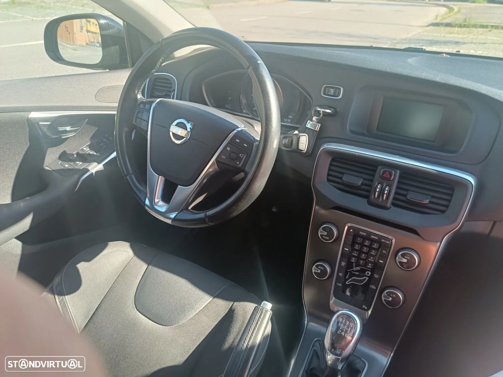 Volvo V40 1.6 D2 Momentum - 22