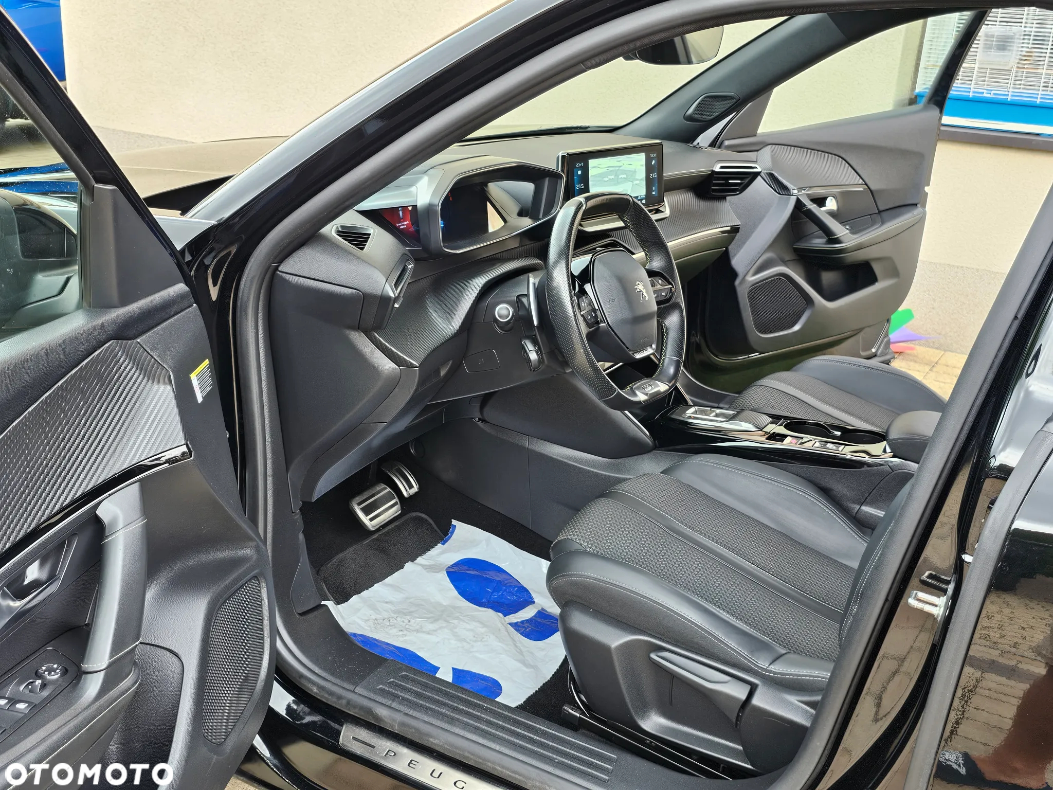 Peugeot 2008 1.5 BlueHDi GT S&S EAT8 - 18