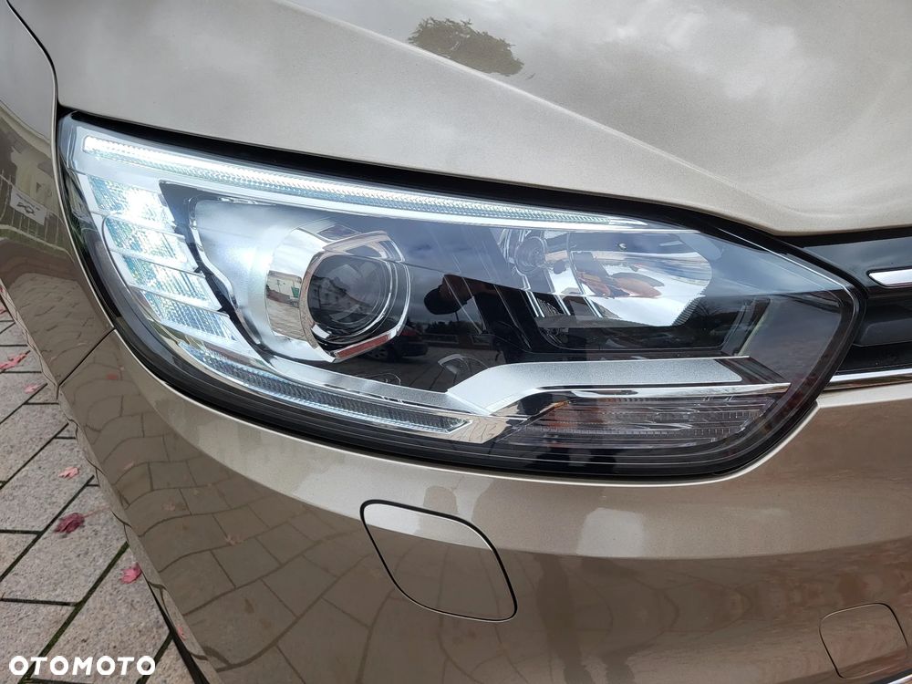 Renault Scenic - 17