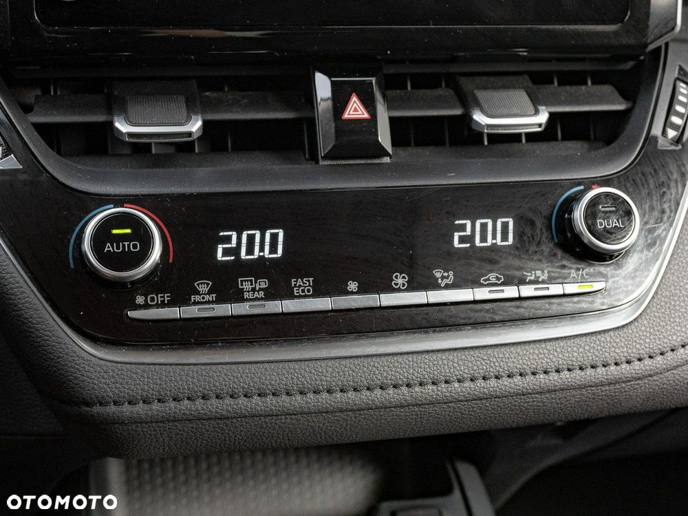 Toyota Corolla 1.5 Comfort - 20