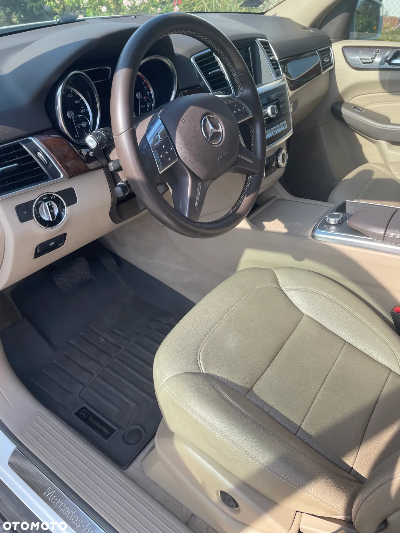 Mercedes-Benz ML - 11