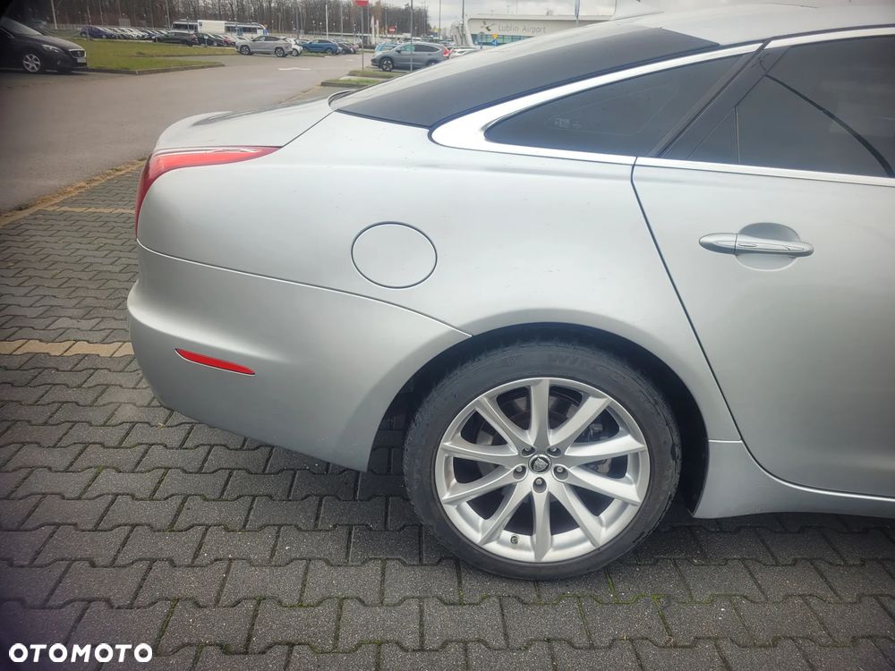 Jaguar XJ 3.0 V6 Kompressor AWD Premium Luxury - 22