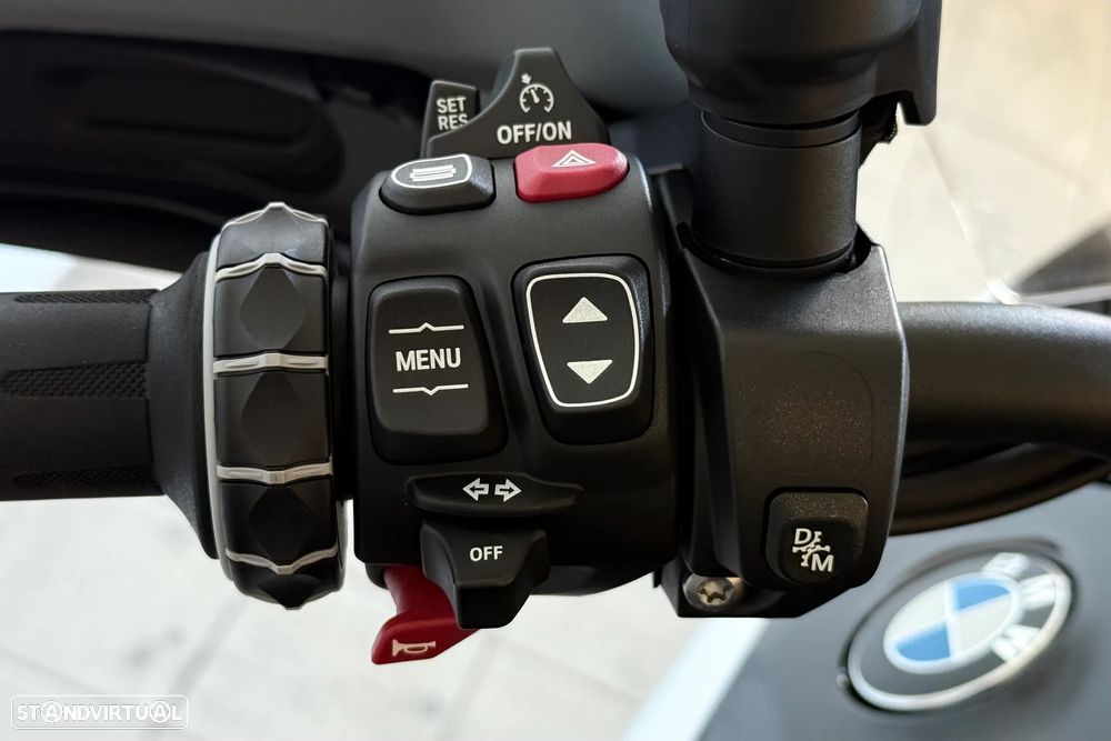 BMW R 1300 GS Triple Black - 9