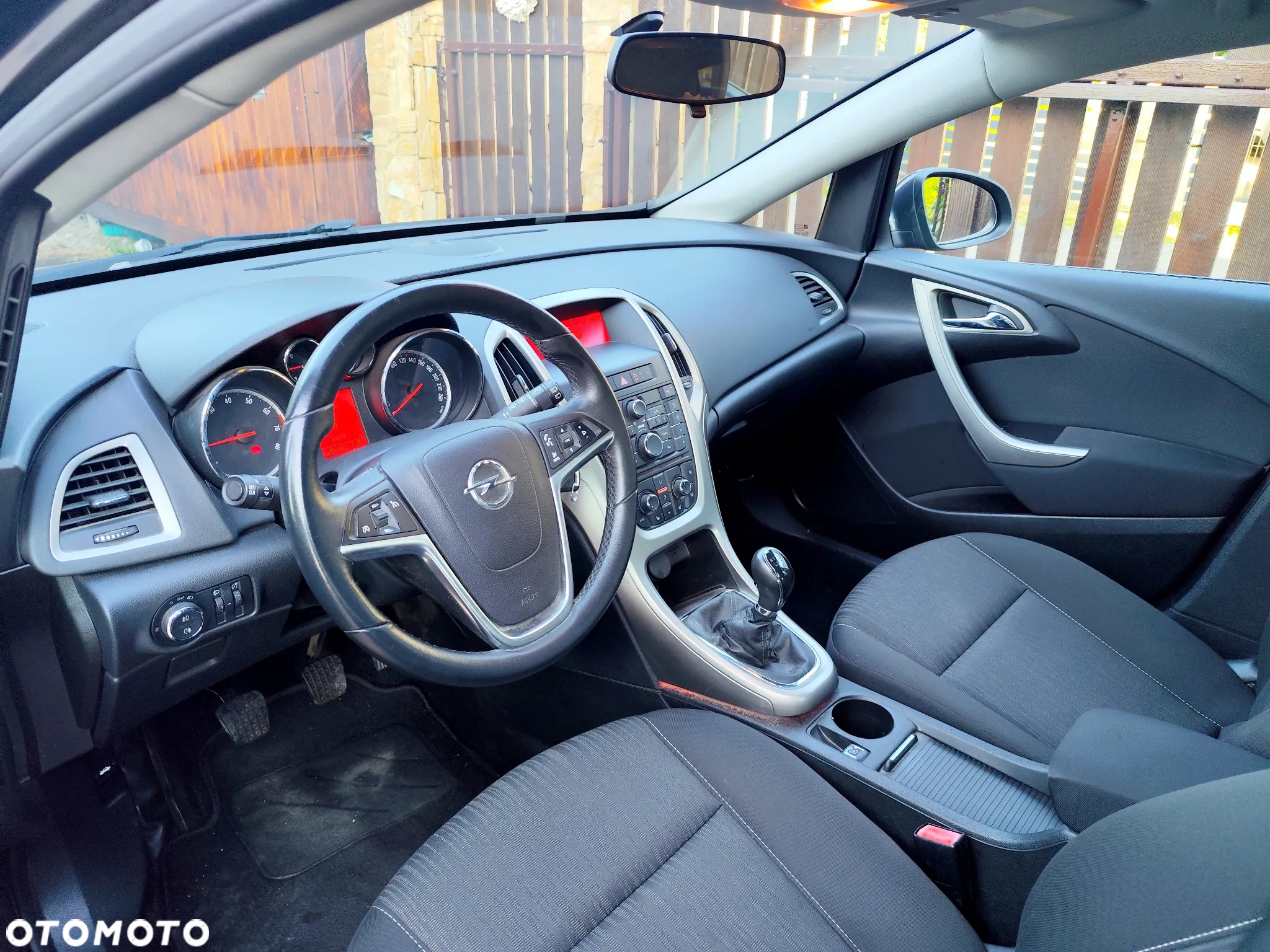 Opel Astra 1.4 Turbo Edition - 9