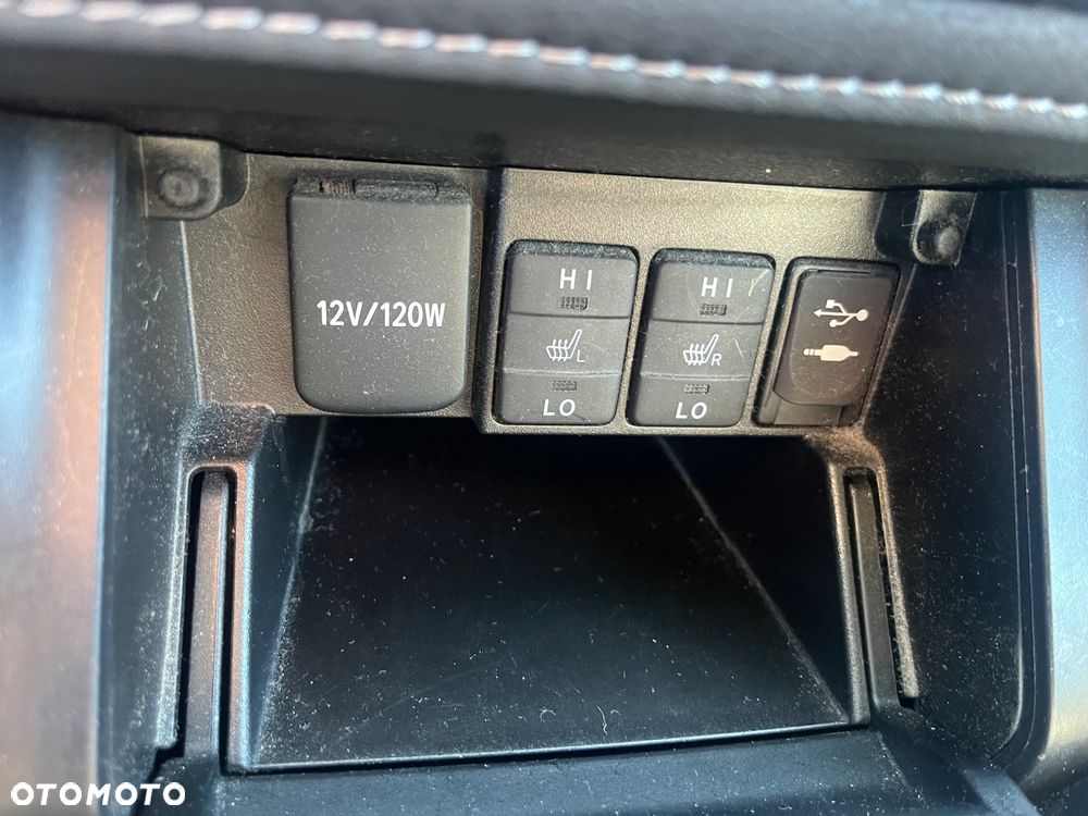 Toyota Auris 1.2 Turbo Edition-S - 25