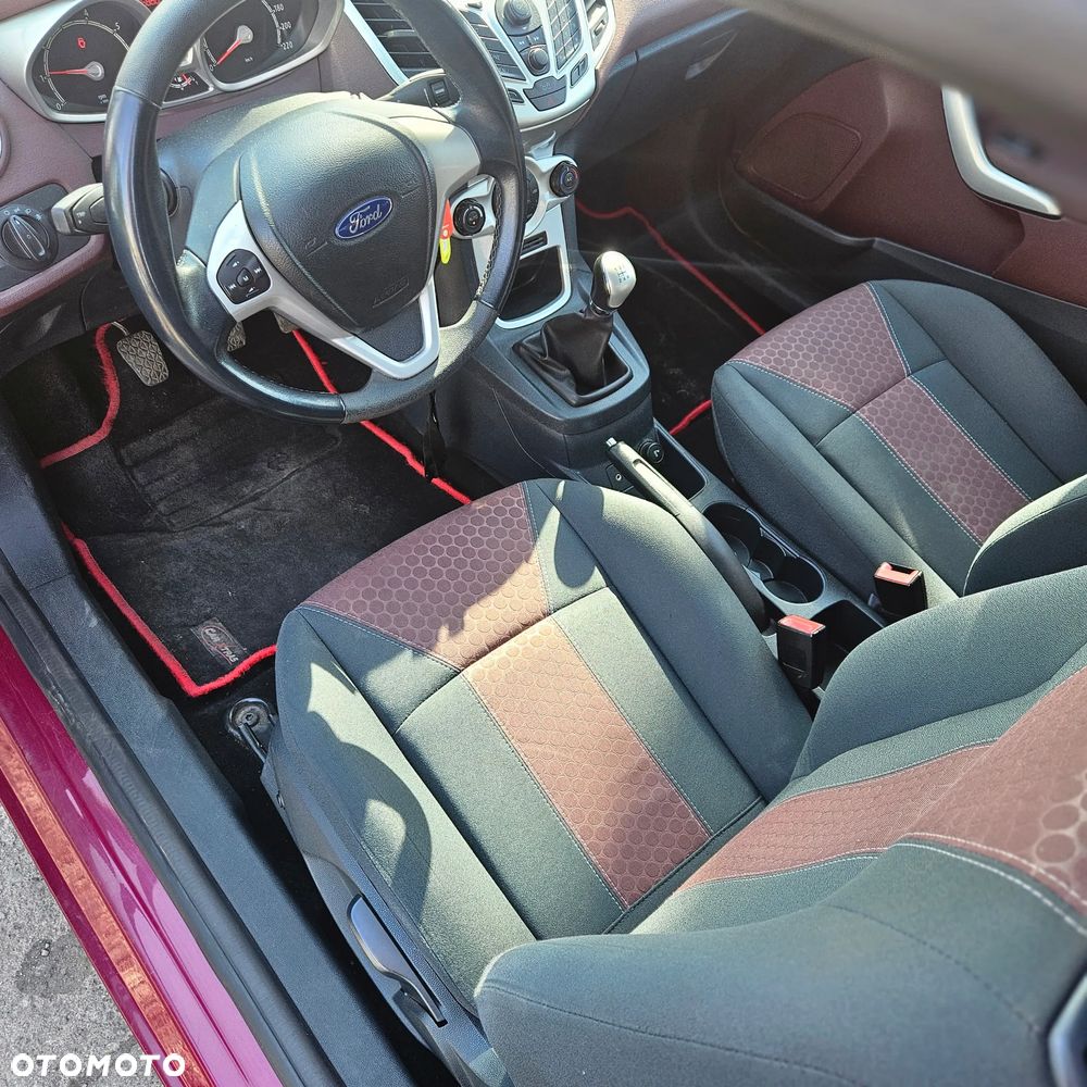 Ford Fiesta 1.25 Titanium - 21