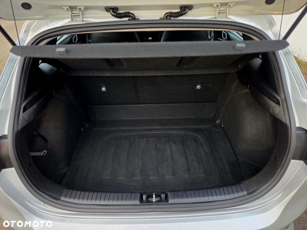 Kia Ceed 1.0 T-GDI M - 11