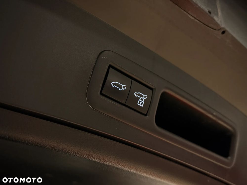 Lexus UX 250h GPF F Sport Design+ 2WD - 22