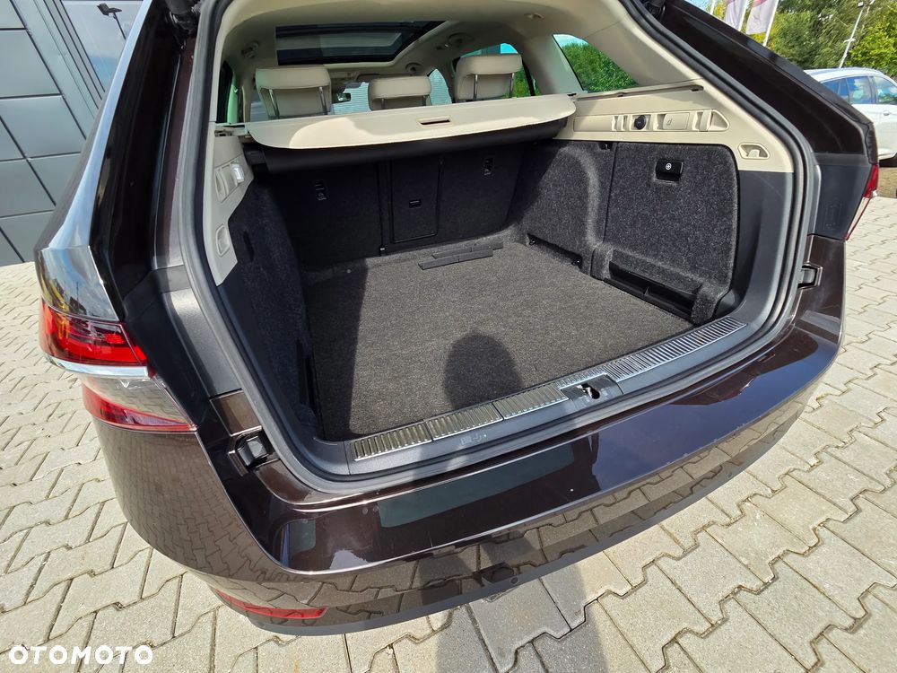 Skoda Superb 2.0 TDI 4x4 L&K DSG - 33