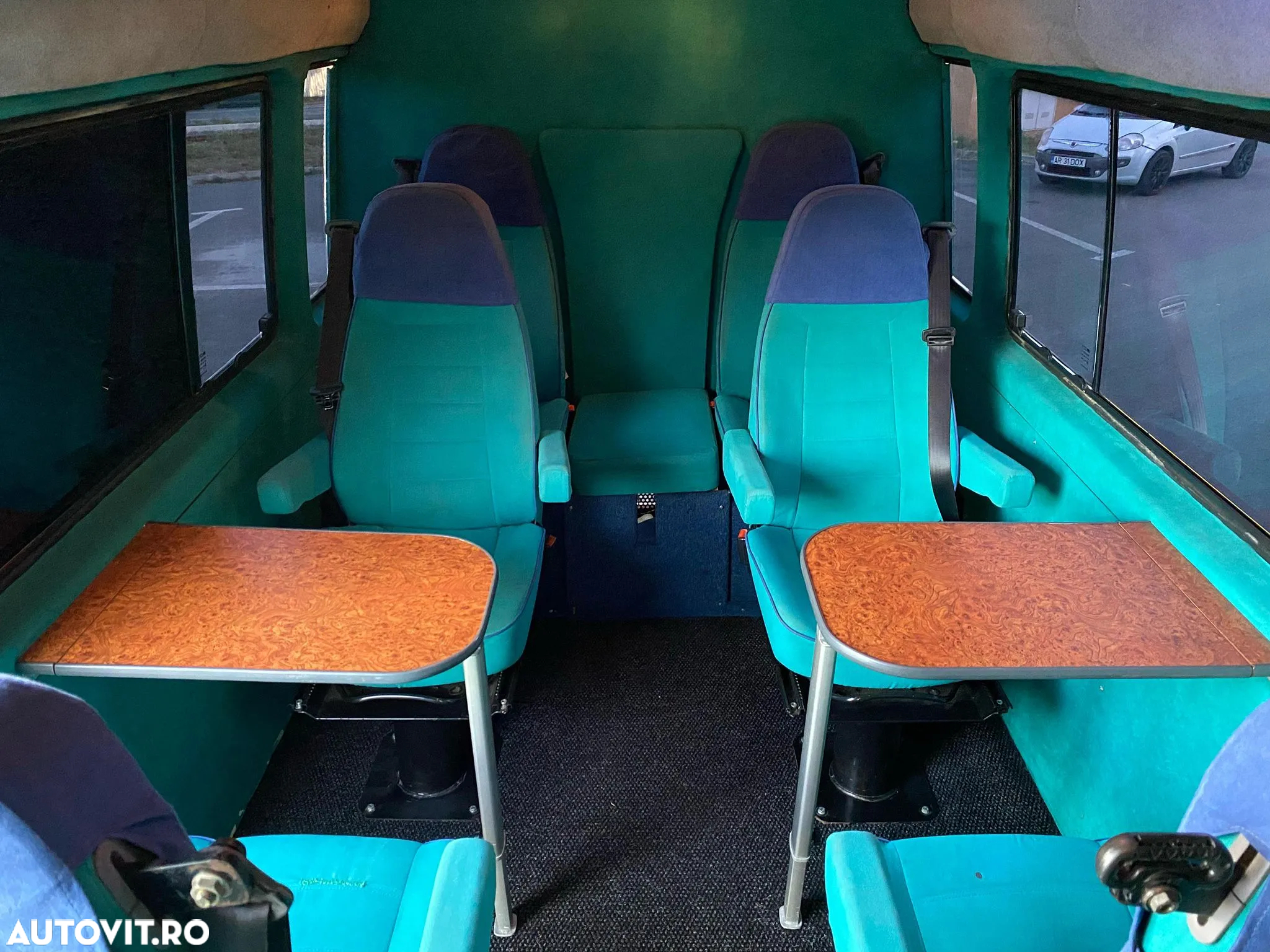 Mercedes-Benz Sprinter - 8